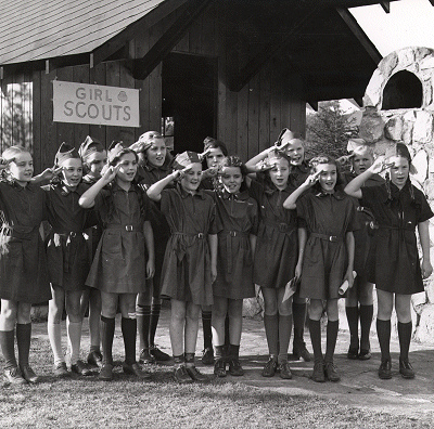 WWII Girl Scout troop in WA